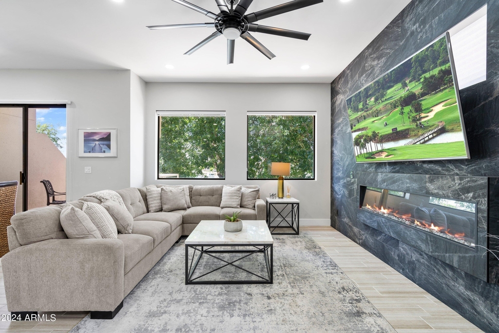 8270 N Hayden Road - Photo 1