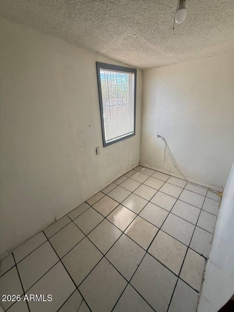 834 E 5th Street - Photo 6