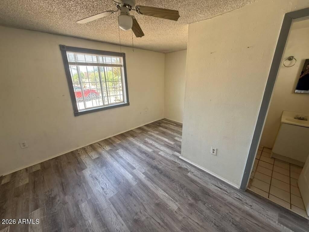 834 E 5th Street - Photo 13