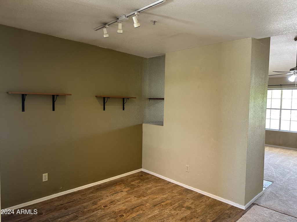 5950 N 78th Street - Photo 6