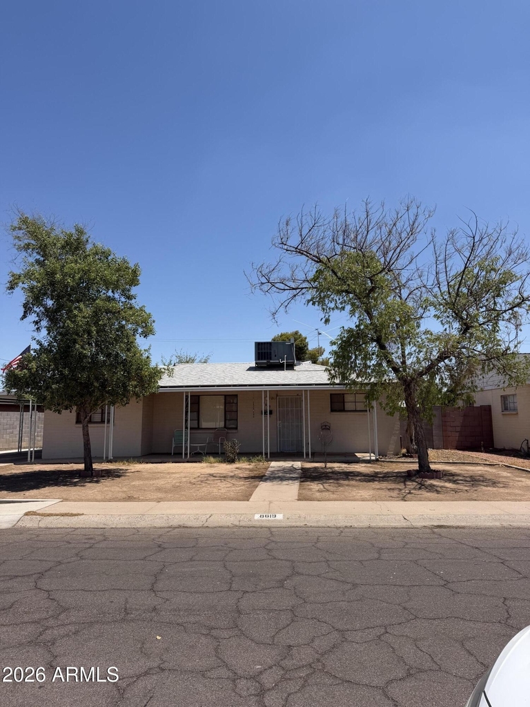 8619 N 30th Drive - Photo 0