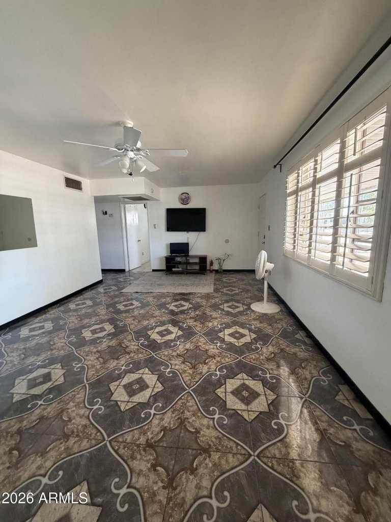 8619 N 30th Drive - Photo 6