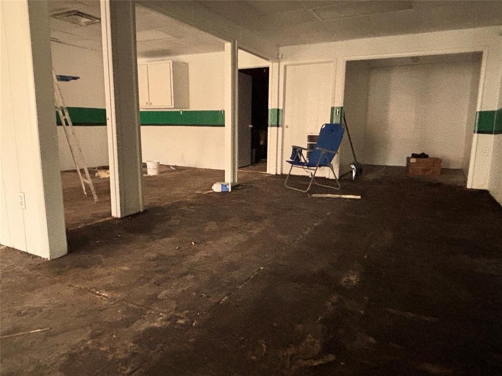 210 E Main Street - Photo 6