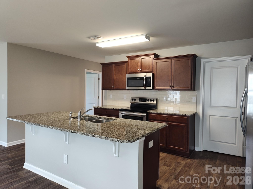 6731 Broad Valley Court - Photo 4
