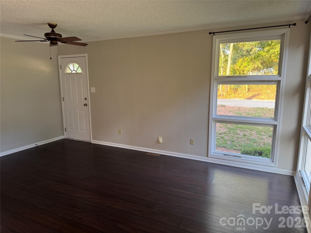 124 Roxie Lane - Photo 7