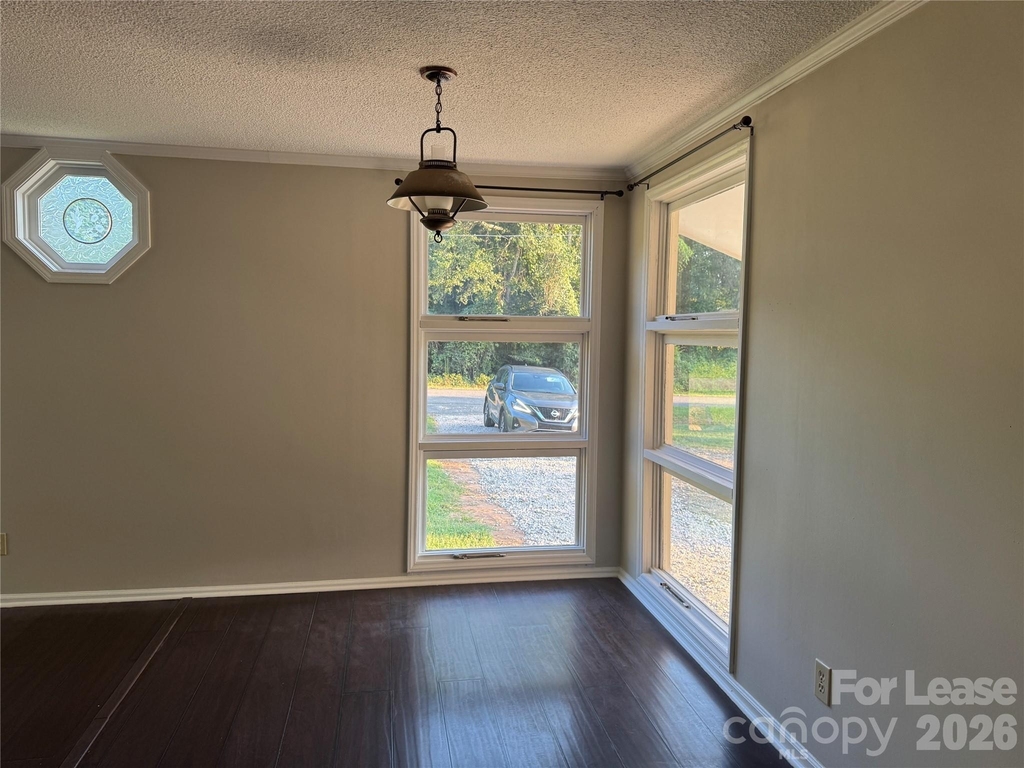124 Roxie Lane - Photo 6