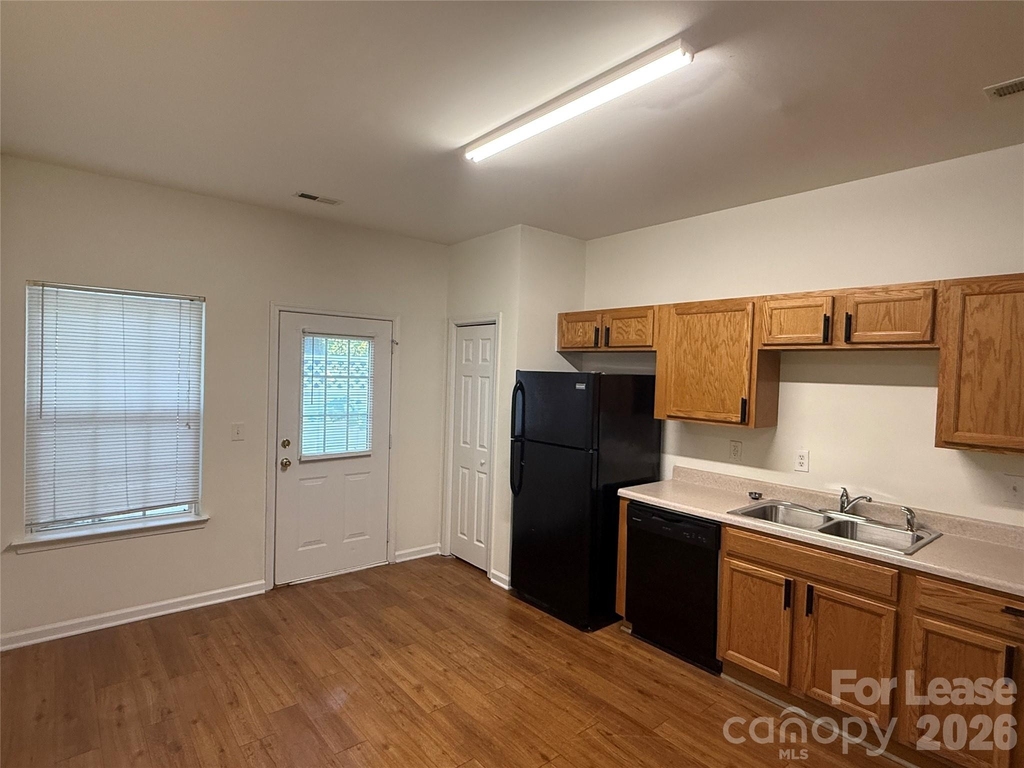7033 Somerset Springs Drive - Photo 3