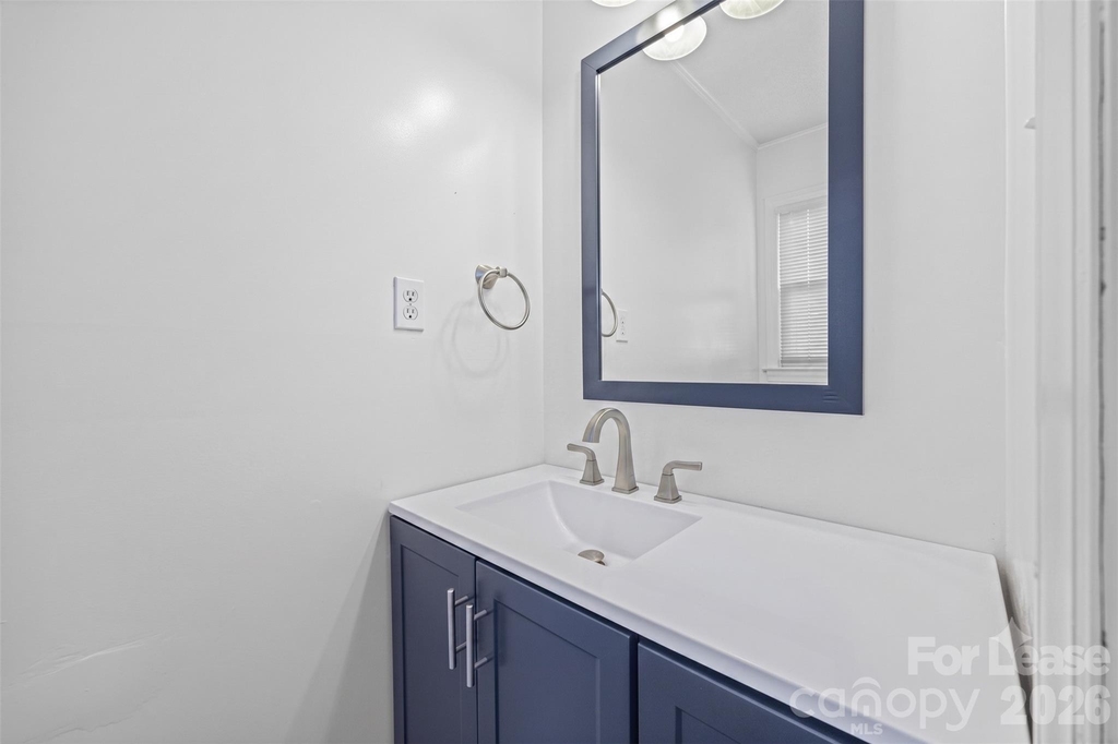324 Bright Avenue - Photo 13