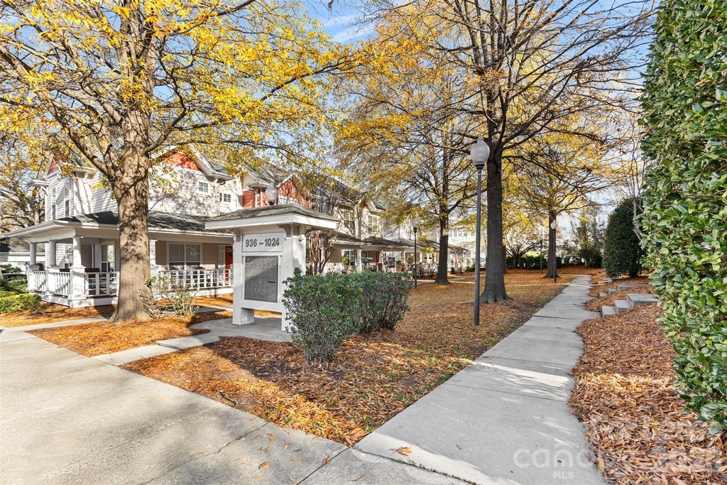 958 W 1st Street - Photo 28