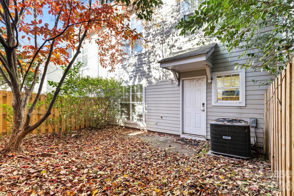 958 W 1st Street - Photo 27
