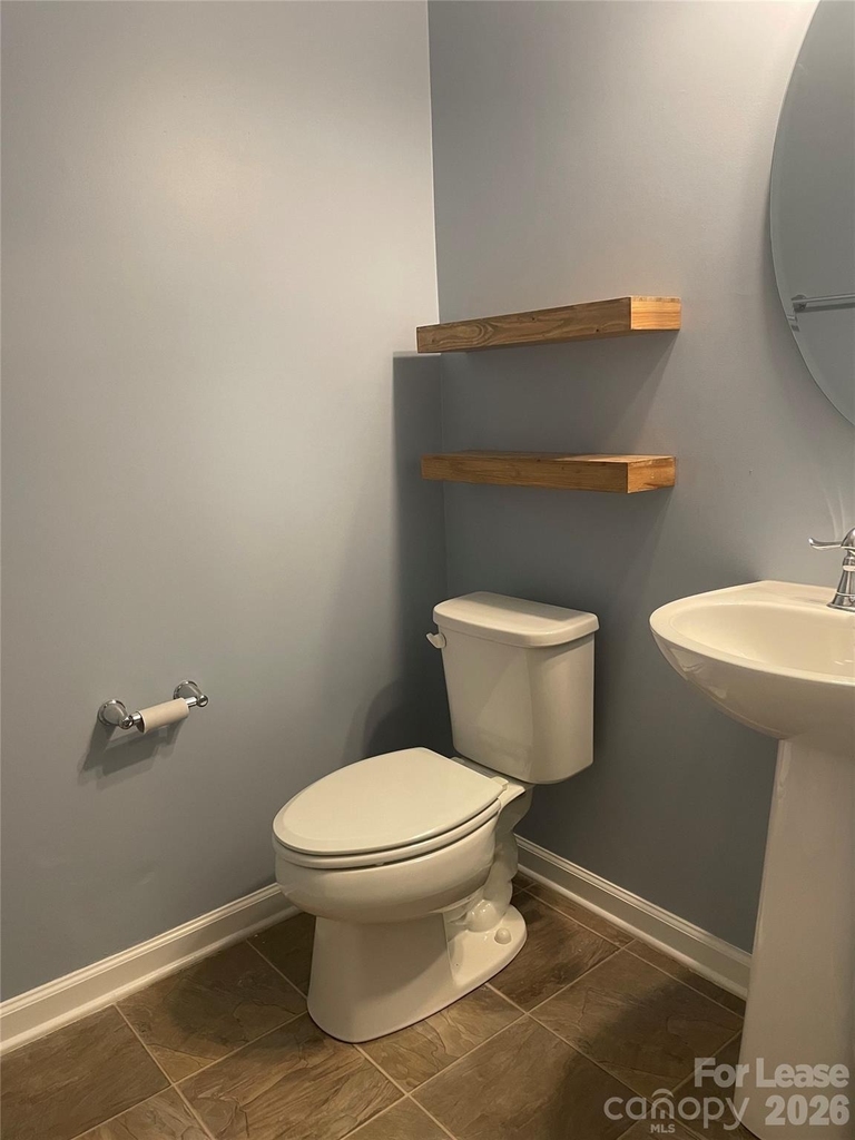 5712 Selkirkshire Road - Photo 3
