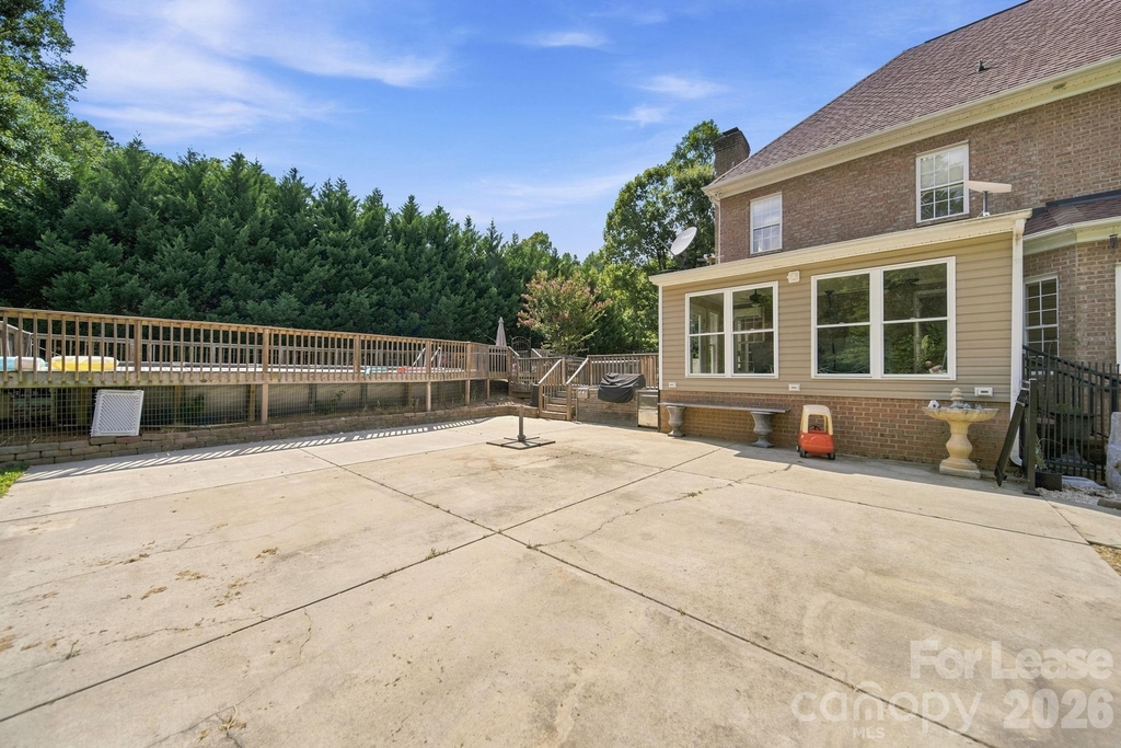 7107 Nesbit Road - Photo 39