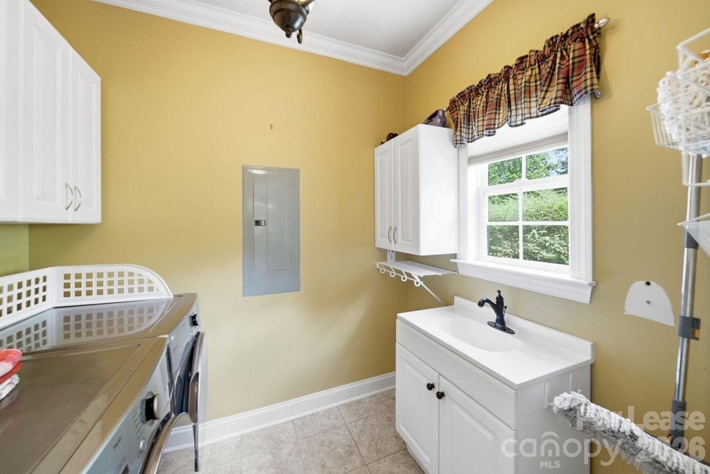 7107 Nesbit Road - Photo 20