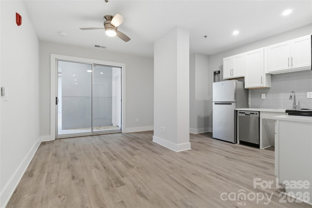 350 W Main Avenue - Photo 11