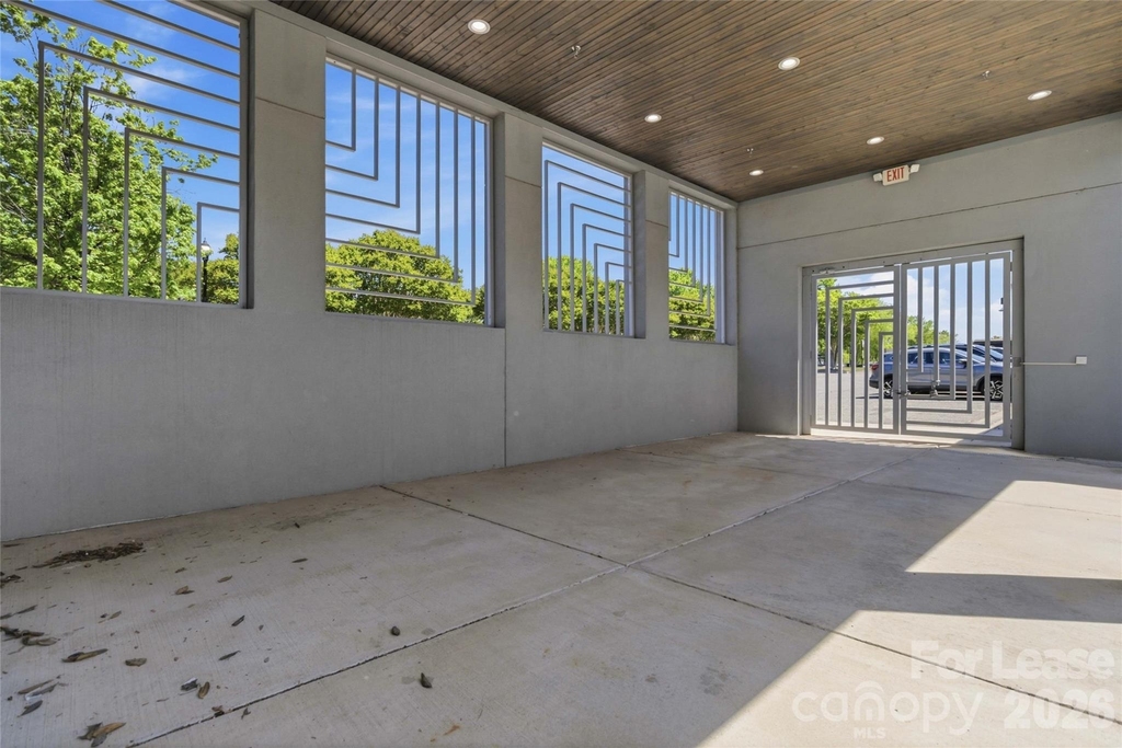 350 W Main Avenue - Photo 18