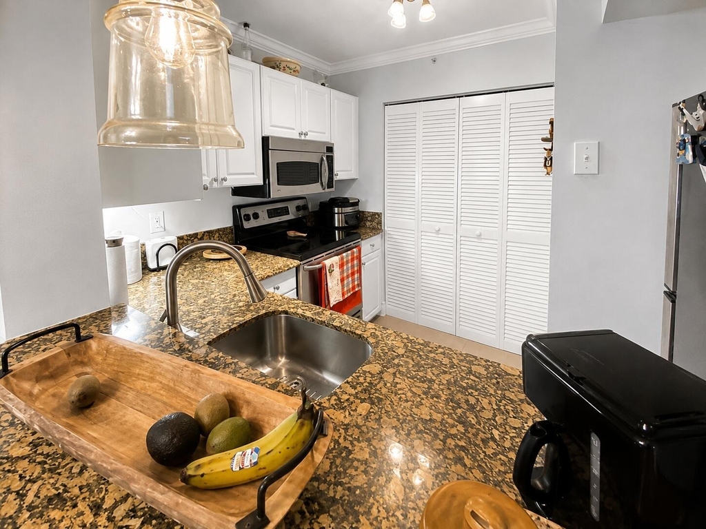 2721 Ocean Club Boulevard - Photo 6
