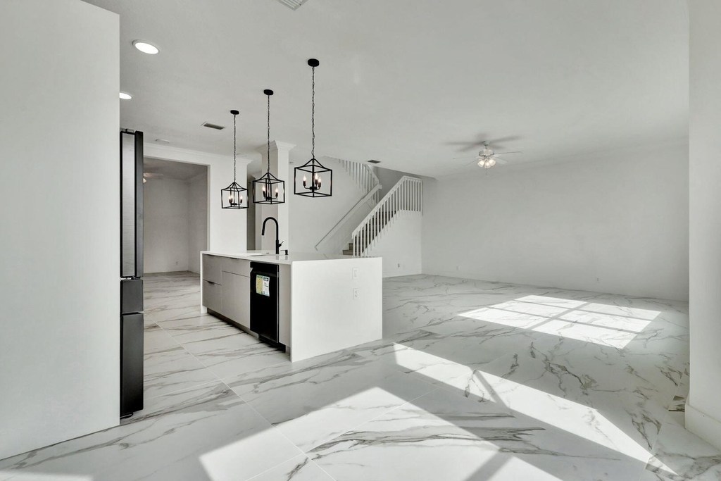 9334 Madewood Court - Photo 3