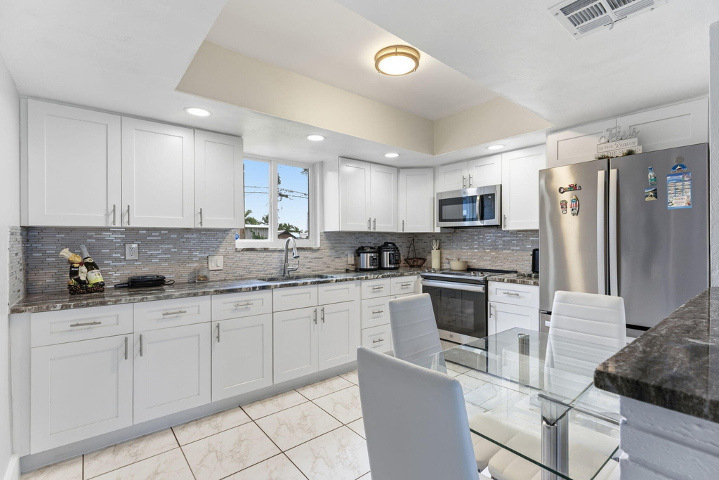 6273 Sw 25th Street - Photo 5