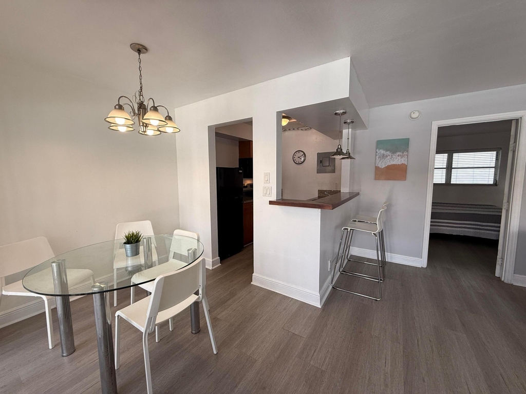 3226 Ne 12th Street - Photo 1