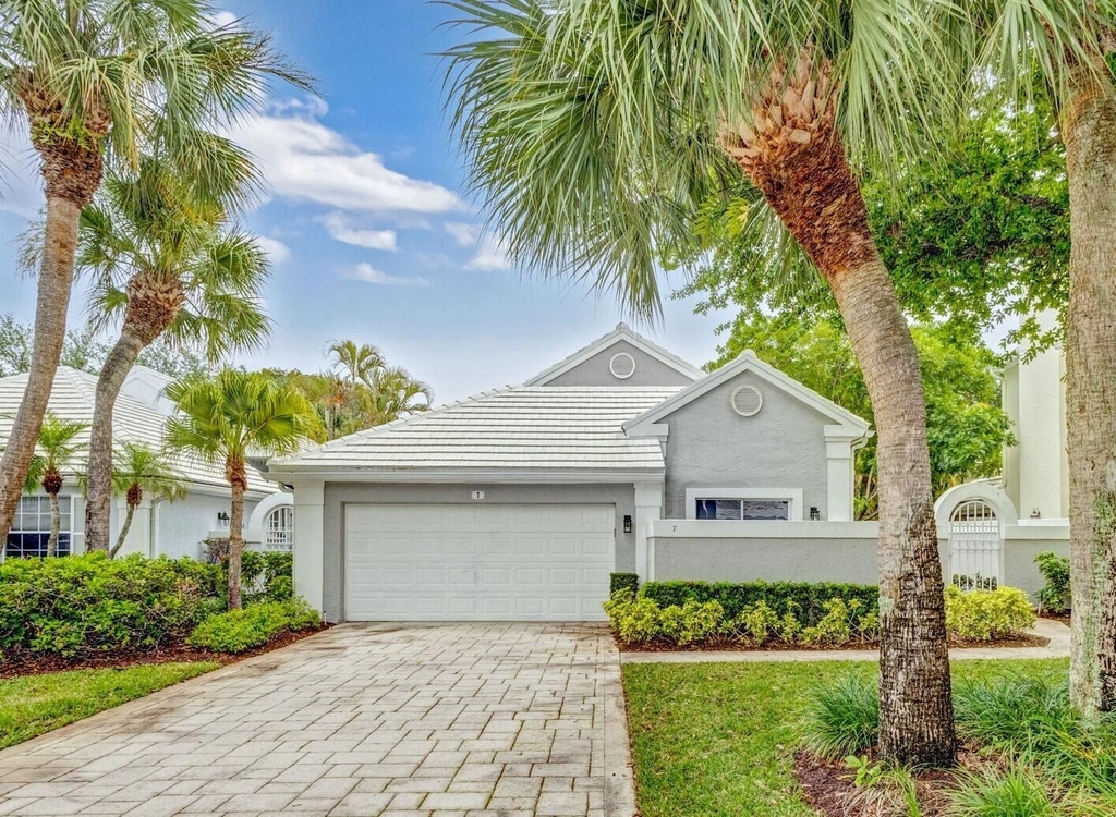7 Wyndham Lane - Photo 1