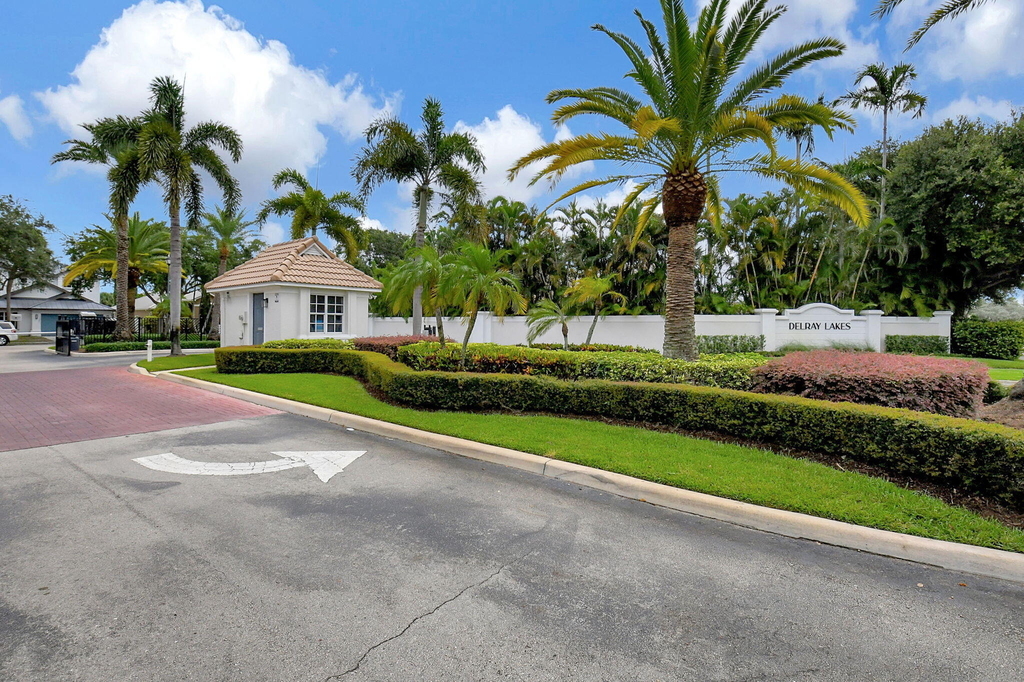 621 Anchor Point - Photo 71