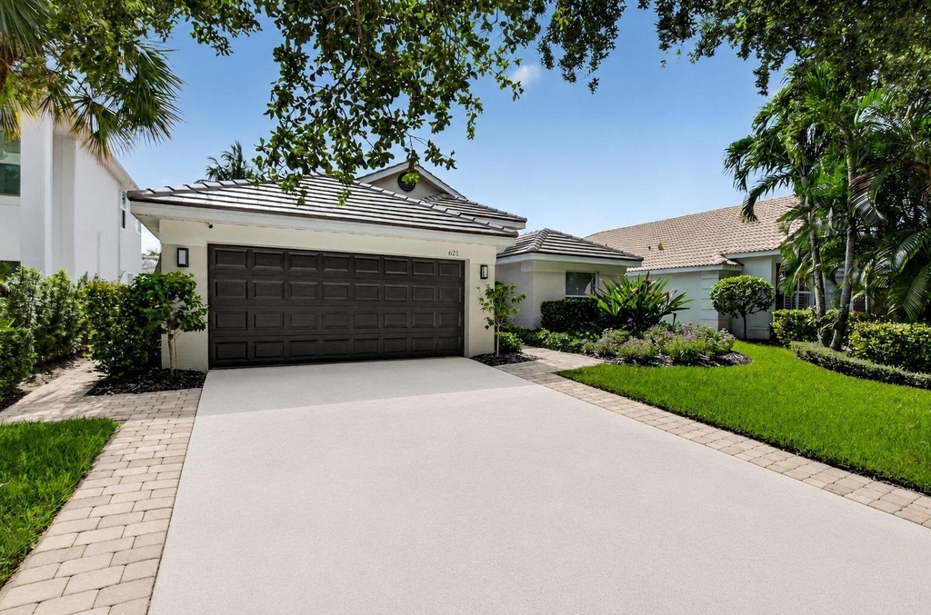 621 Anchor Point - Photo 2