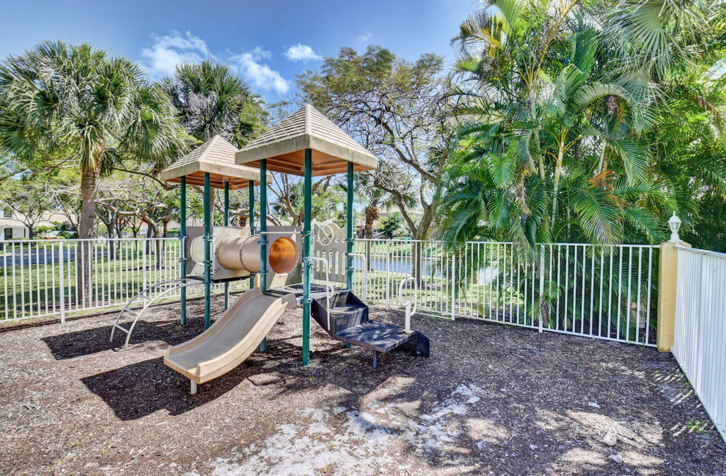621 Anchor Point - Photo 66