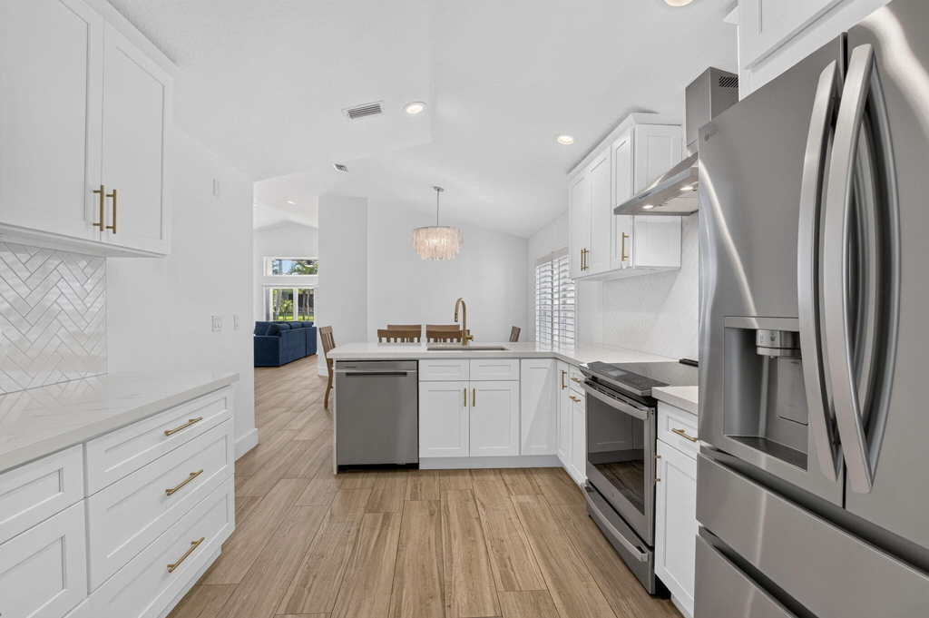621 Anchor Point - Photo 12