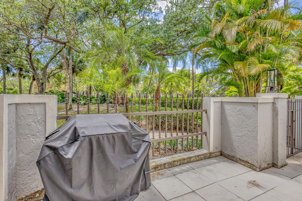 355 Prestwick Circle - Photo 10