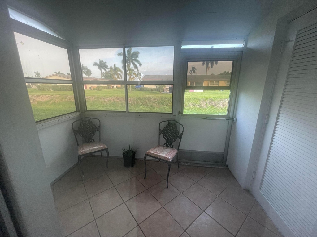 2676 Dudley Drive E - Photo 6