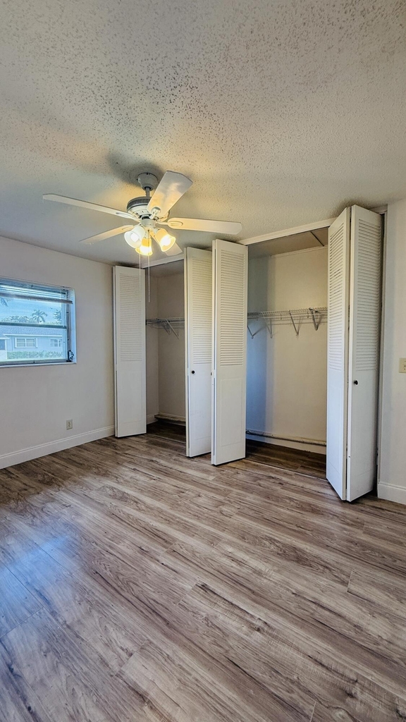 2676 Dudley Drive E - Photo 14