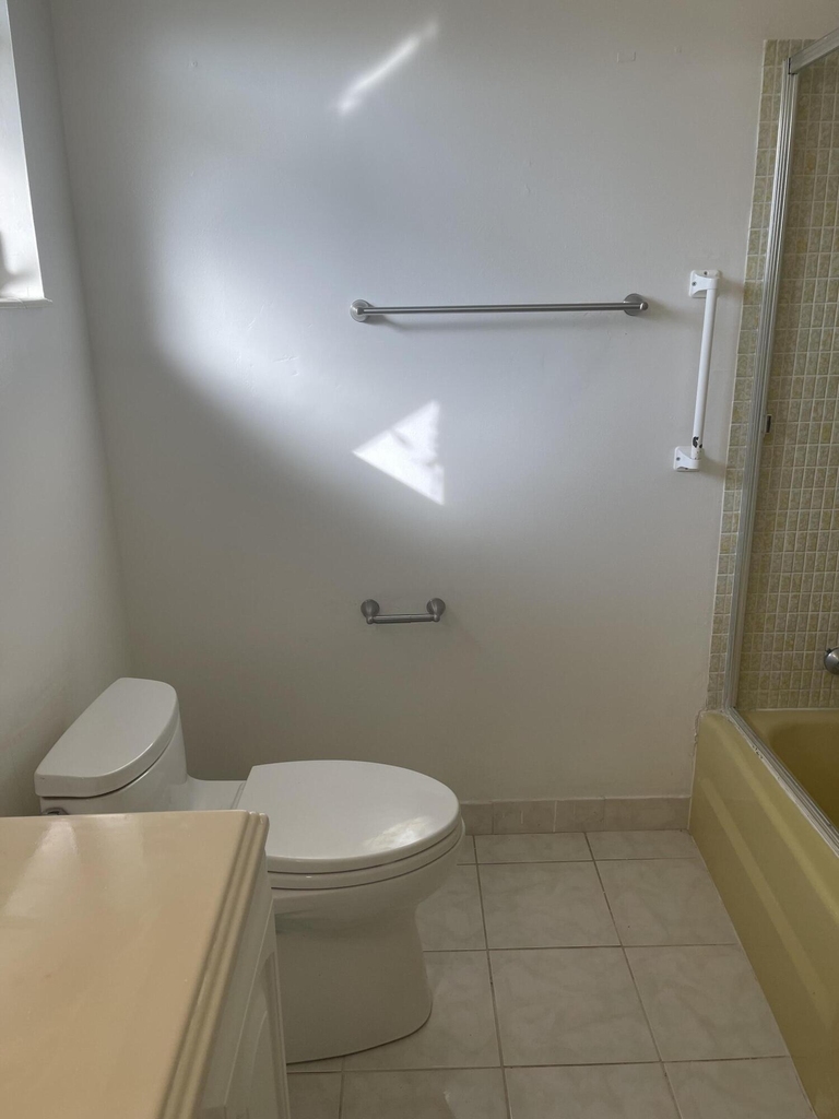 2676 Dudley Drive E - Photo 4