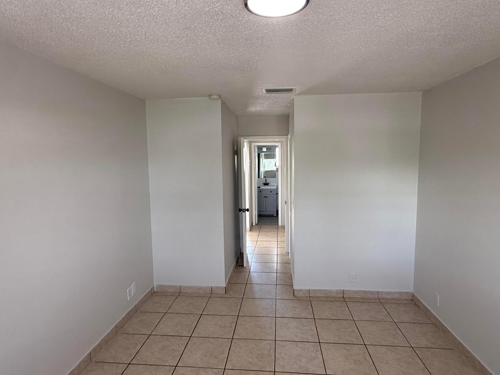 720 Ne 7th Street - Photo 16