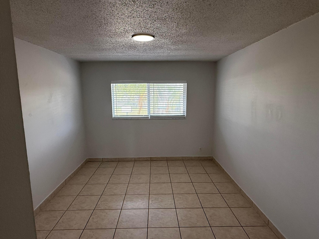 720 Ne 7th Street - Photo 17