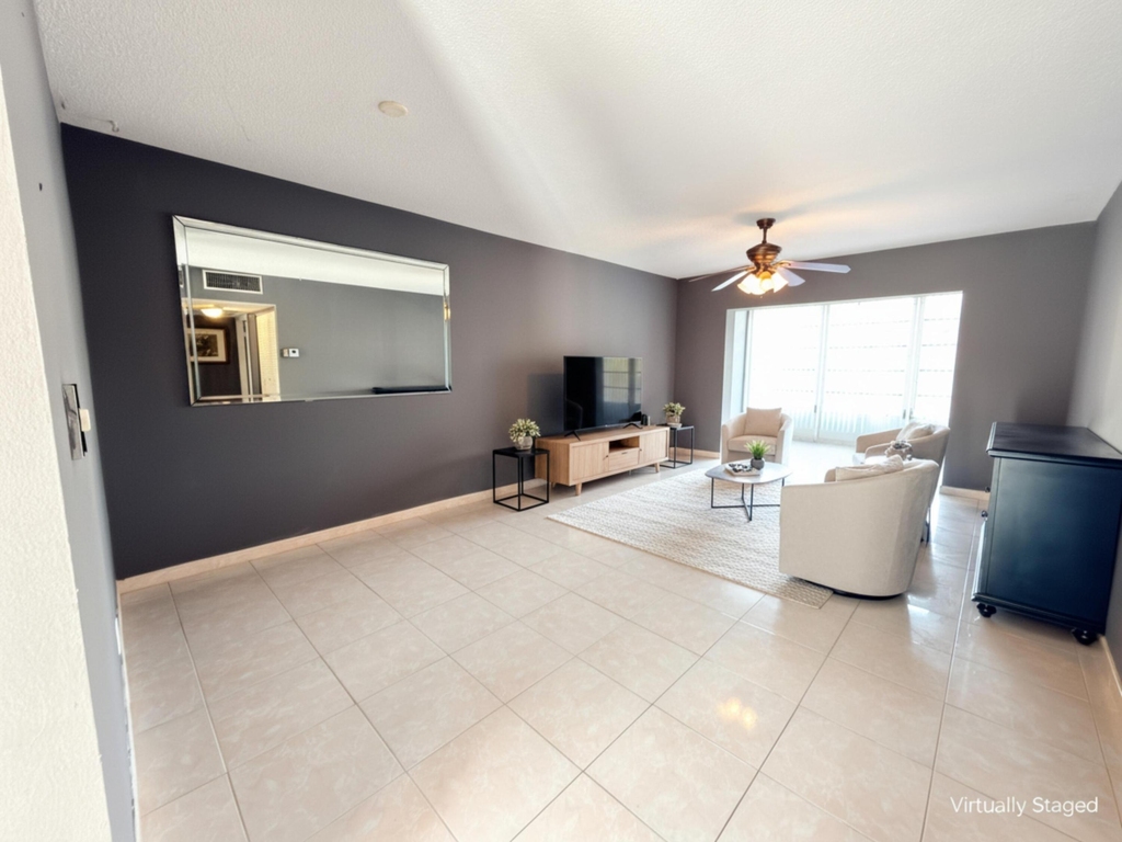 5041 W Oakland Park Boulevard - Photo 1