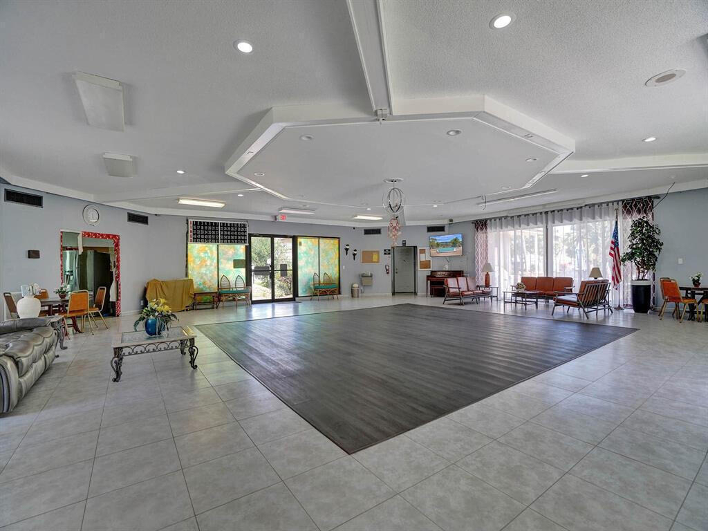 5041 W Oakland Park Boulevard - Photo 10