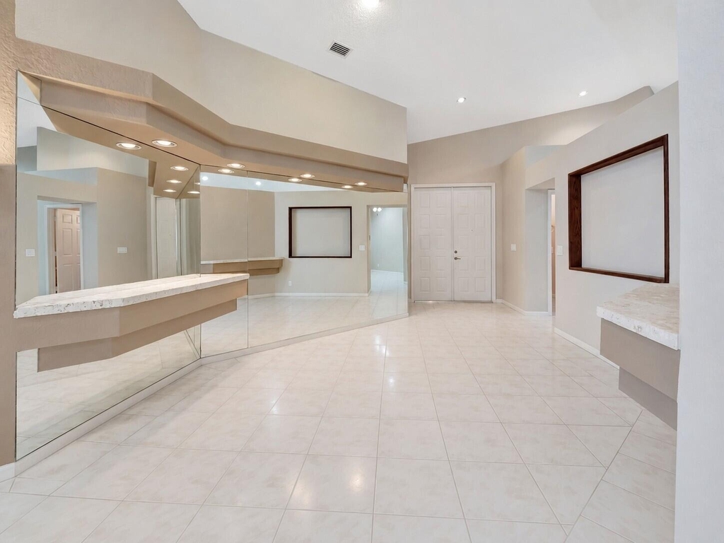 11081 Springbrook Circle - Photo 7