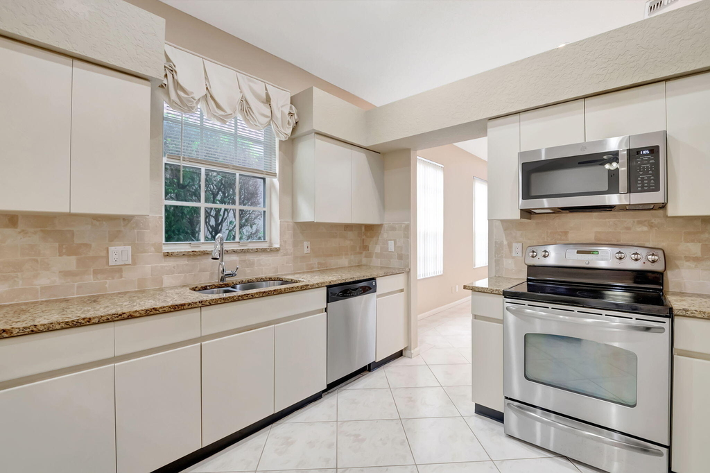 11081 Springbrook Circle - Photo 14