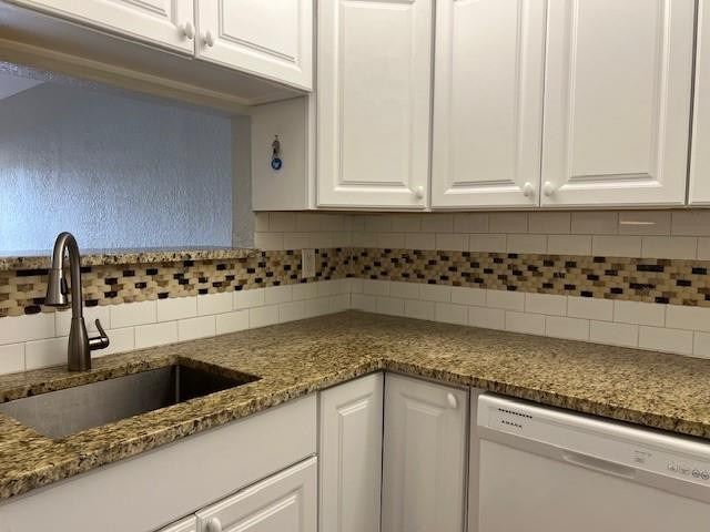 2588 Riverside Drive - Photo 0