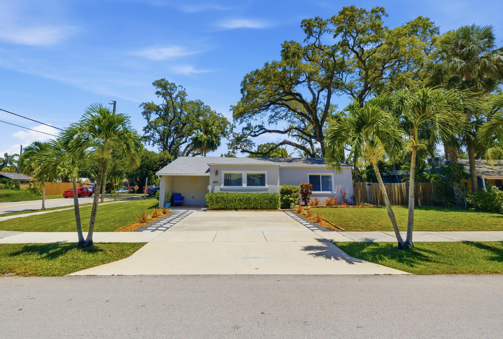 937 Sw 17th Street - Photo 0