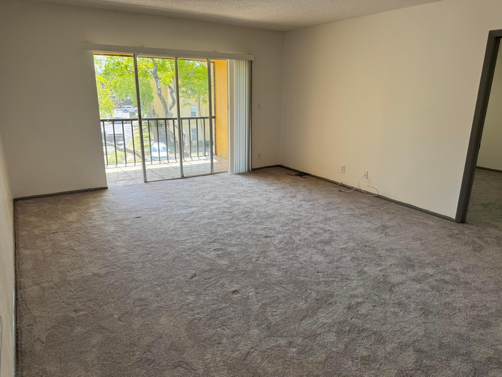450 Nw 20th Street - Photo 7