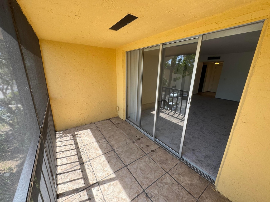 450 Nw 20th Street - Photo 11