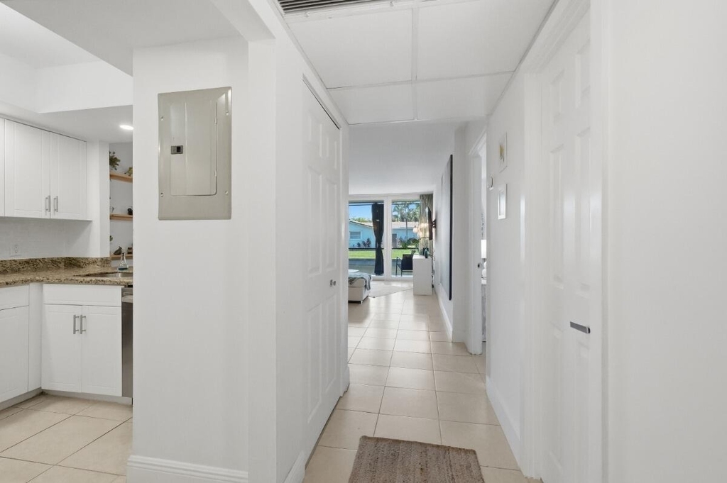 108 Royal Park Drive - Photo 9