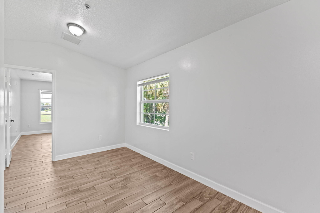 56 W 12th Street - Photo 28