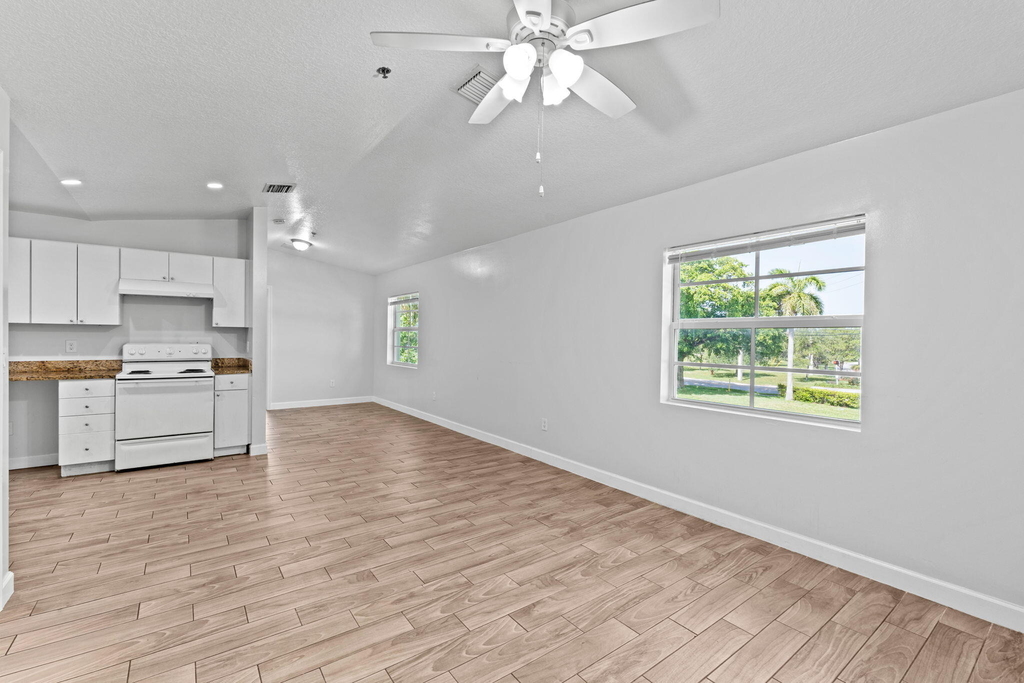 56 W 12th Street - Photo 12