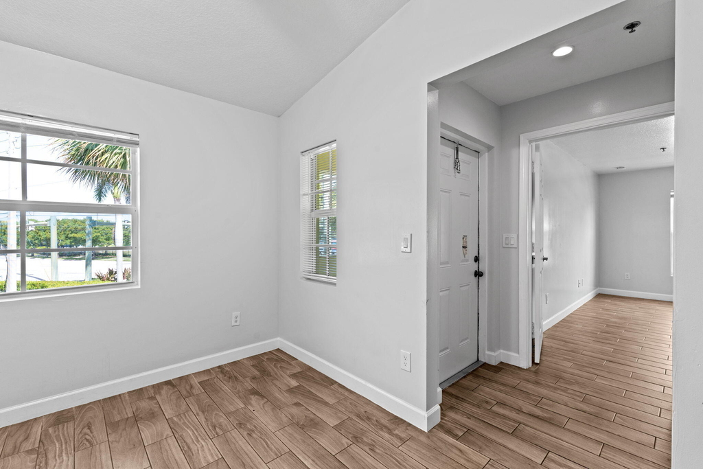 56 W 12th Street - Photo 18