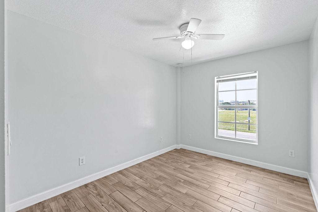 56 W 12th Street - Photo 26