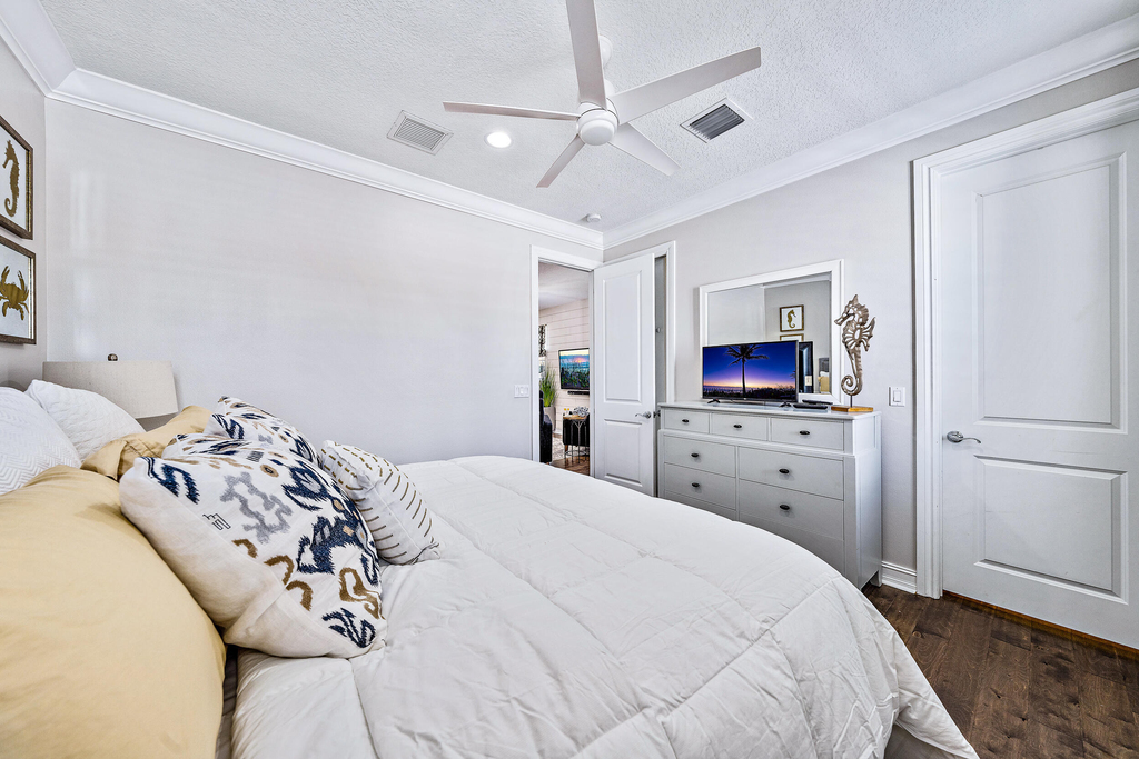 148 Botanica Drive - Photo 5