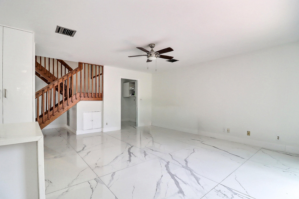 9401 Aegean Drive - Photo 11
