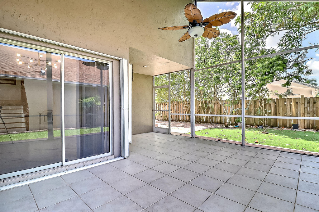 9401 Aegean Drive - Photo 23